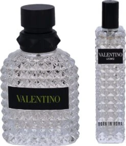 Valentino Uomo Born In Roma Yellow Dream Giftset - 50 Ml Eau De Toilette Spray + 15 Ml Eau De Toilette Tasspray - Cadeauset Voor Heren -Parfumerie Winkel 1035x1200 3