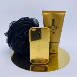 Cadeau Voor Man One Million Paco Rabanne Mannen Eu De Toilet En Shower Gel - Mannen Parfum - Geschenkset Mannen - Verjaardag - Gadgets Mannen - Paco Rabanne 1 Million - Parfum Voor Heren - 3 Producten -Parfumerie Winkel 1200x1199 1