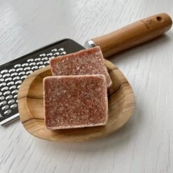 2 Amberblokjes - Geurblokjes - Incl - Schaaltje - Rasp - Organza Zakjes - Geschenkset Vrouwen 10 2 Amberblokjes - Geurblokjes - Incl - Schaaltje - Rasp - Organza Zakjes - Geschenkset Vrouwen -Parfumerie Winkel 1200x1200 169